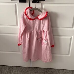 Stitchy Fish size 5 girls dress with heart appliqué